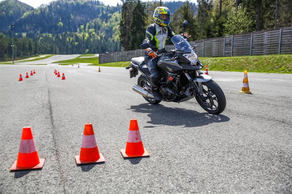 Trening varne vožnje motoristov | Avtor: Saša Despot