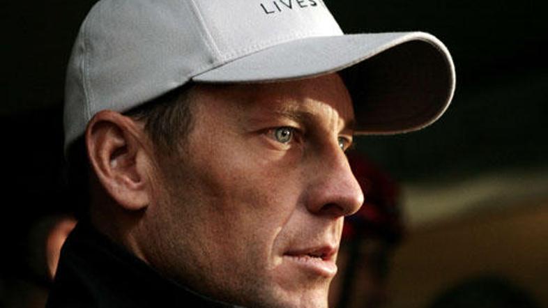 Lance Armstrong bo prihodnje leto spet vrtel pedale. Moral pa bo obnoviti tudi s