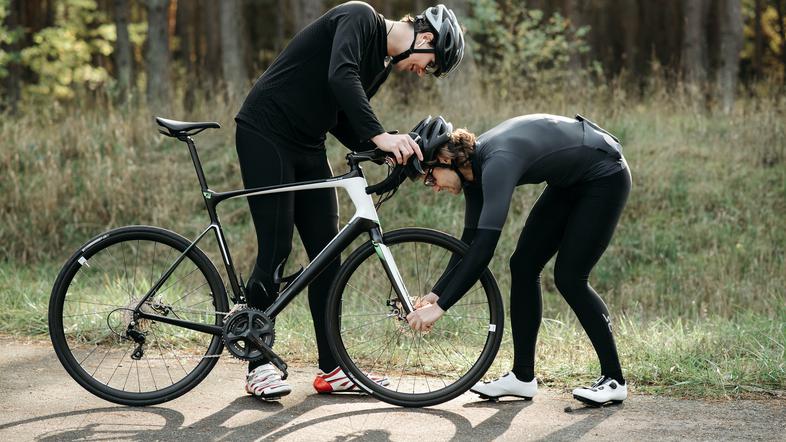 Kolo, servis, Hervis