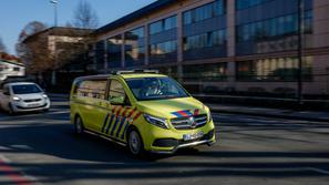 promet, reševalno vozilo, rešilec