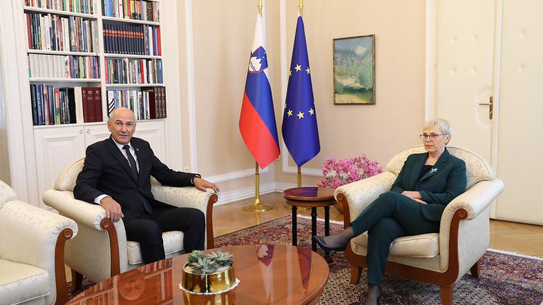 Vlada, Janez Janša pri Nataši Pirc Musar