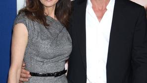 Diane Lane in Josh Brolin