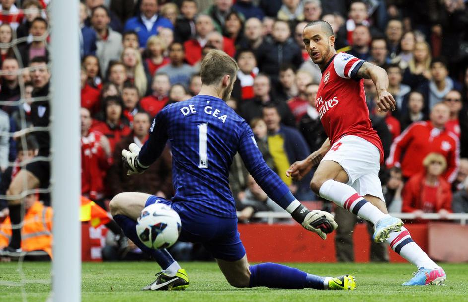 walcott de gea arsenal manchester united 