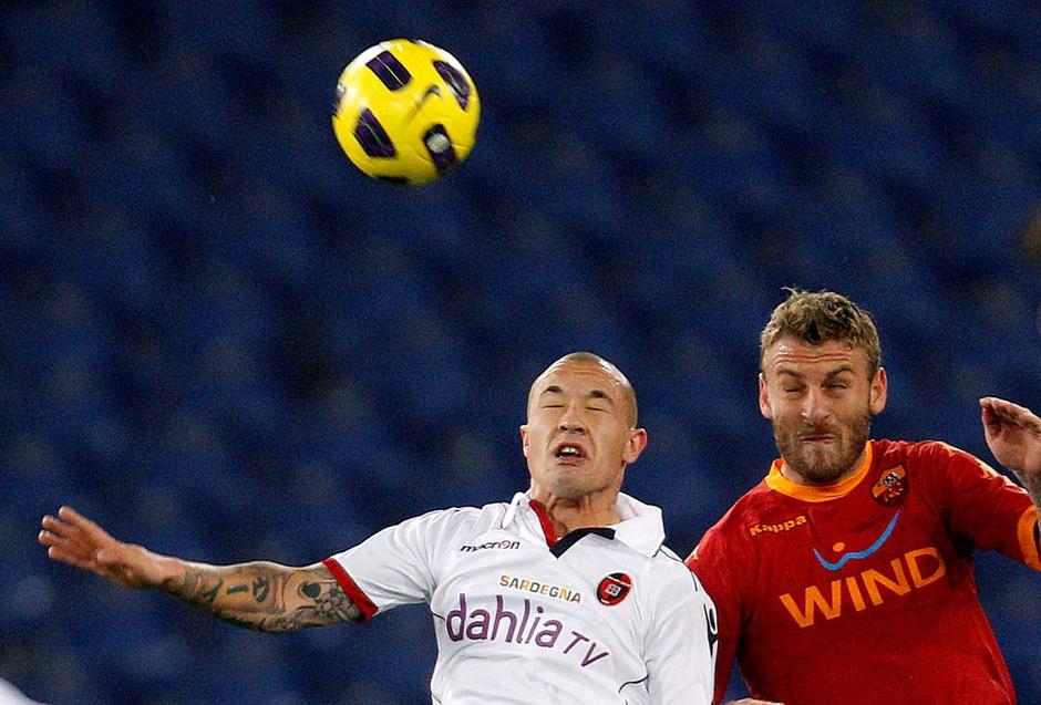 Nainggolan De Rossi Cagliari Roma | Avtor: Reuters