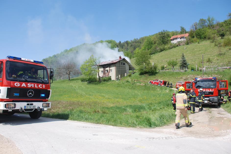 požar gasilci