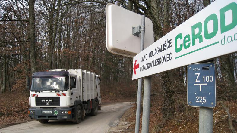 Na Cerodu lahko od 1. marca smeti odložijo le tisti, ki te pripeljejo predhodno 