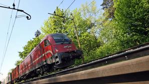 Kot smo poročali že decembra, želijo v Luko Koper investirati tudi Avstrijci. Ti