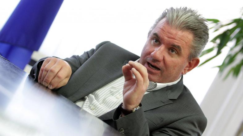 andrej vizjak, minister za delo,  družino in socialne zadeve