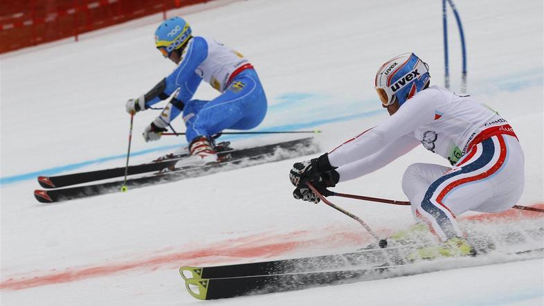 Thomas Fanara in kolegi so v Garmischu osvojili zlato ekipno kolajno. (Foto: Reu