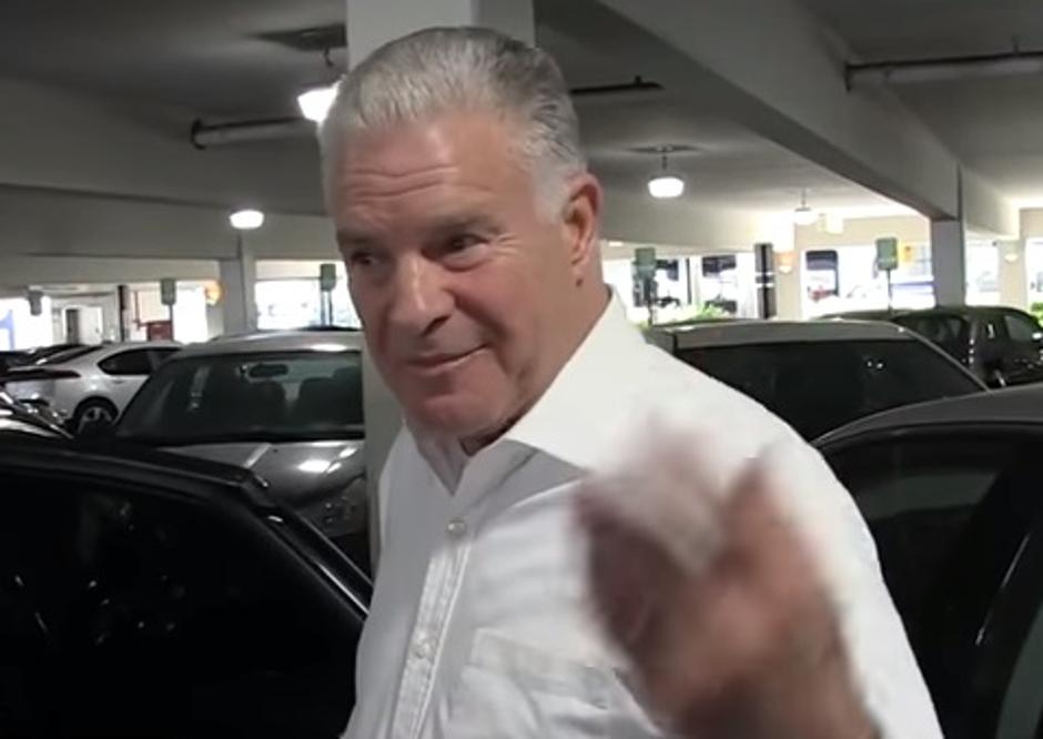 jim lampley | Avtor: Print screen