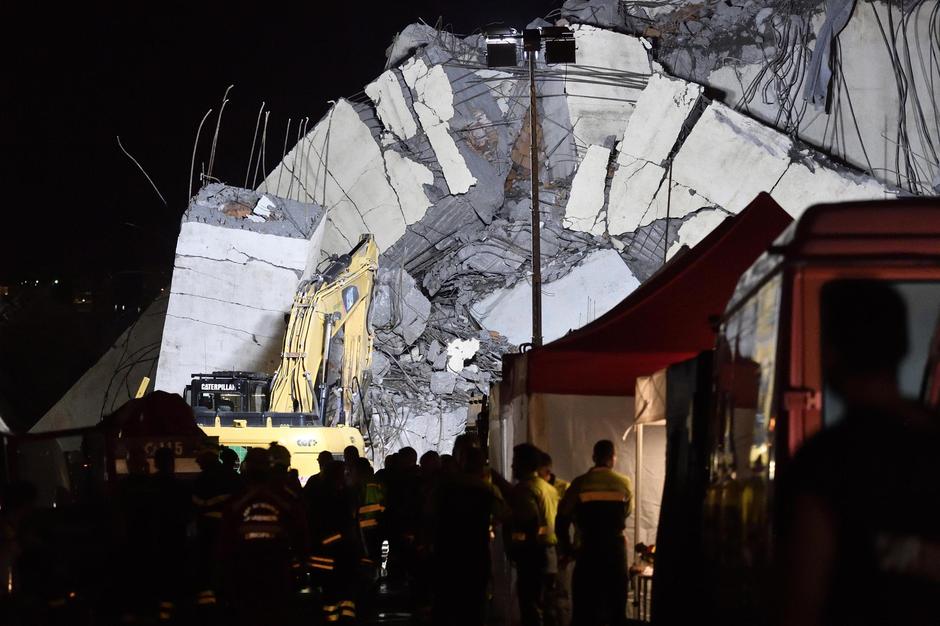 Genova, zrušen viadukt | Avtor: Epa