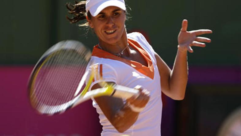 Anabel Medina Garrigues (na sliki) ni našla prave igre proti Veri Zvonarevi.