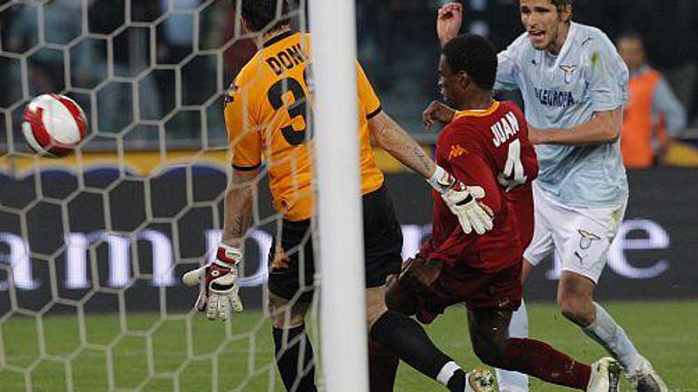 Valon Behrami je Romo oddaljil od prvega scudetta po letu 2001.