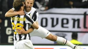 Lichtsteiner Del Piero