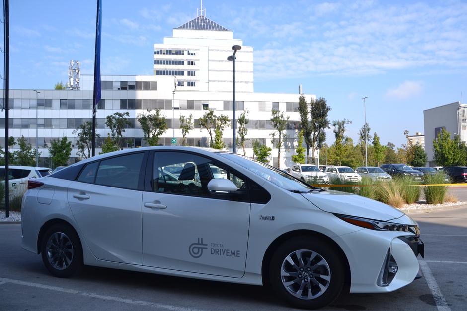 DriveMe | Avtor: Gregor Prebil