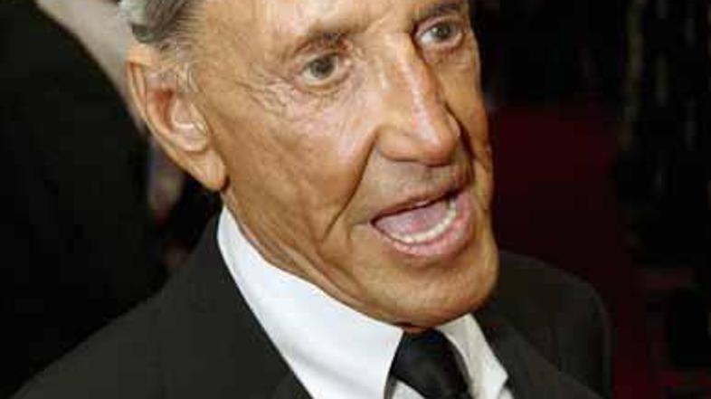 Scheider je med drugim zavrnil tudi vlogo v znanem filmu Lovec na jelene, saj je