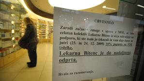 Takole so decembra v Lekarni Bitenc napovedali vnovično odprtje. (Foto: Anže Pet