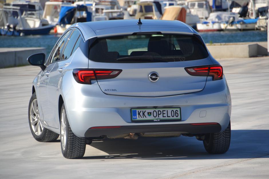 Prenovljena opel astra | Avtor: Gregor Prebil