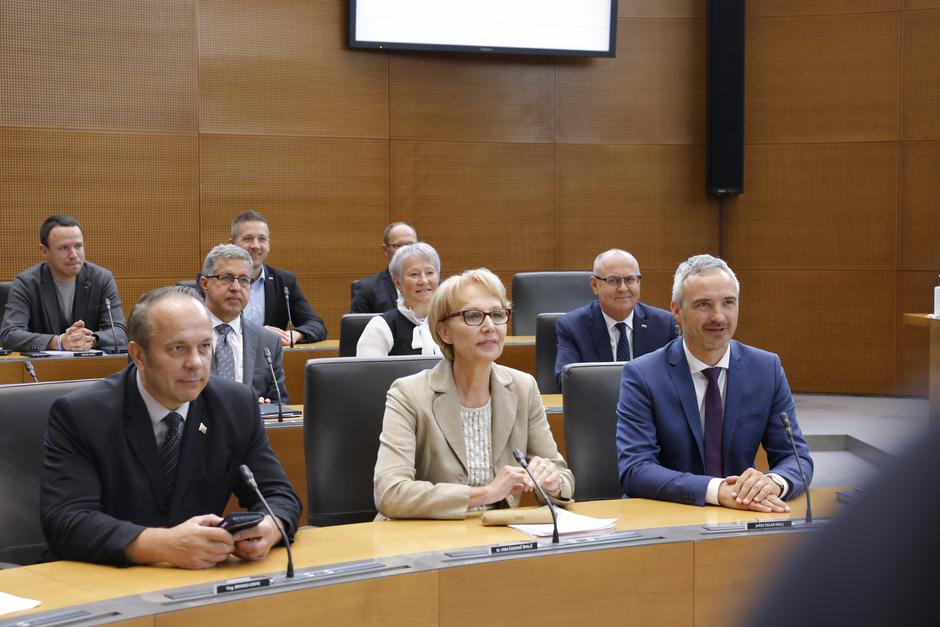 seja državnega zbora Branko Grims Vida Čadonič Špelič Janez Cigler Kralj | Avtor: Državni zbor/Sušnik Matija