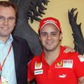 Felipe Massa je ta taden prispel v Maranello, kjer je dobro razpoložen poziral i