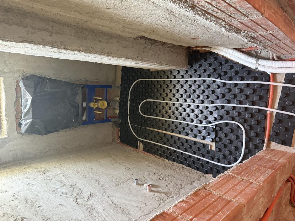 Izvedba talnega gretja | Avtor: Bralec