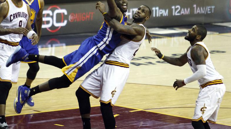 Draymond Green LeBron James Golden State Warriors Cleveland Cavaliers