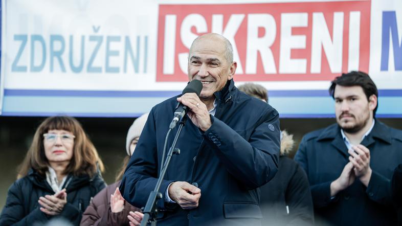 protestni shod, ki ga organizirata Inštitut 1.oktober in ljudska iniciativa Glas upokojencev, Janez Janša
