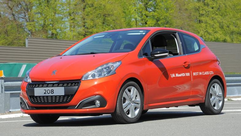 Peugeot 208