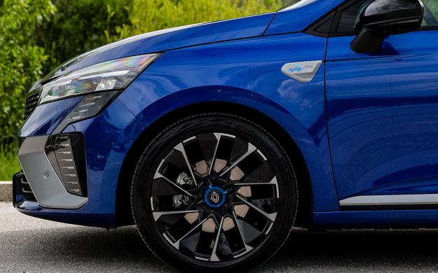 Renault Clio Hybrid Alpine Esprit