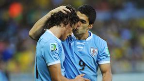 Suarez in Cavani