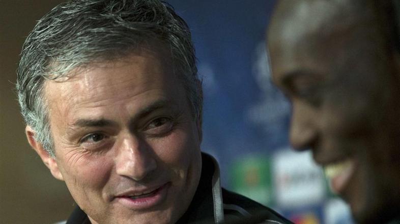 Mourinho Essien Real Madrid Manchester United Liga prvakov osmina finala novinar