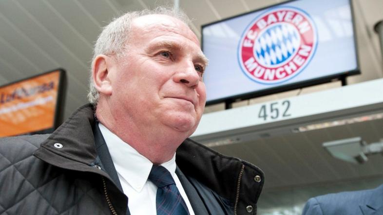 Hoeness Bayern München Borussia Dortmund Liga prvakov finale odhod letališče