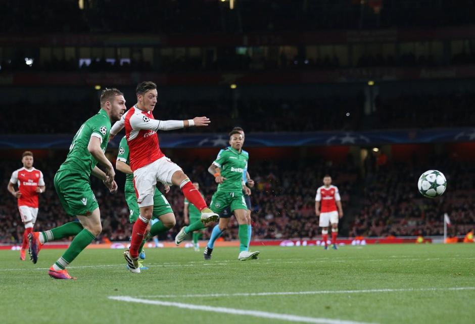 Mesut Özil | Avtor: Profimedias