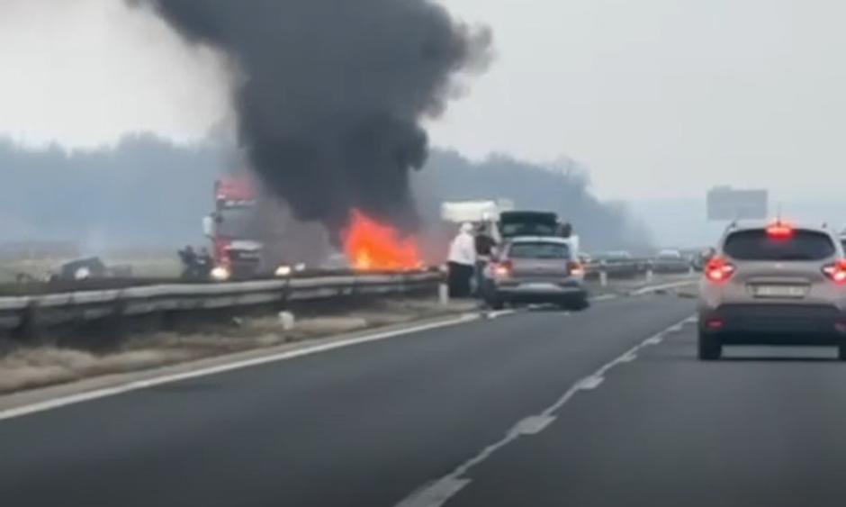 nesreča Jastrebarsko goreč avtomobil | Avtor: 24sata