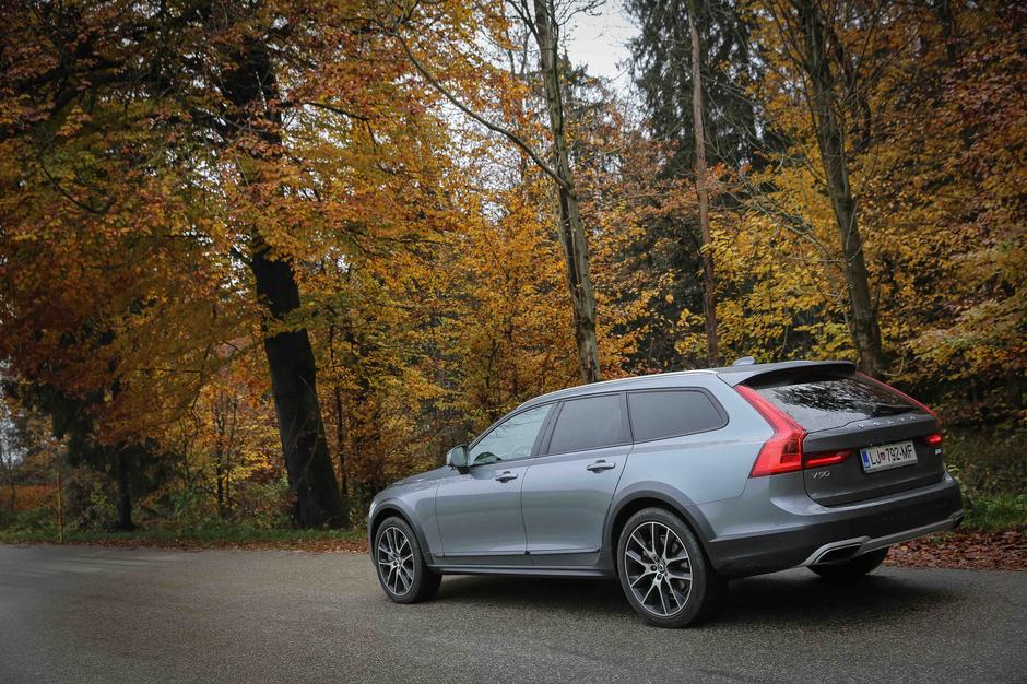 Volvo V90 cross country | Avtor: Saša Despot