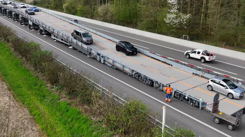 Švicarska rešitev za omilitev zastojev za delo na cesti