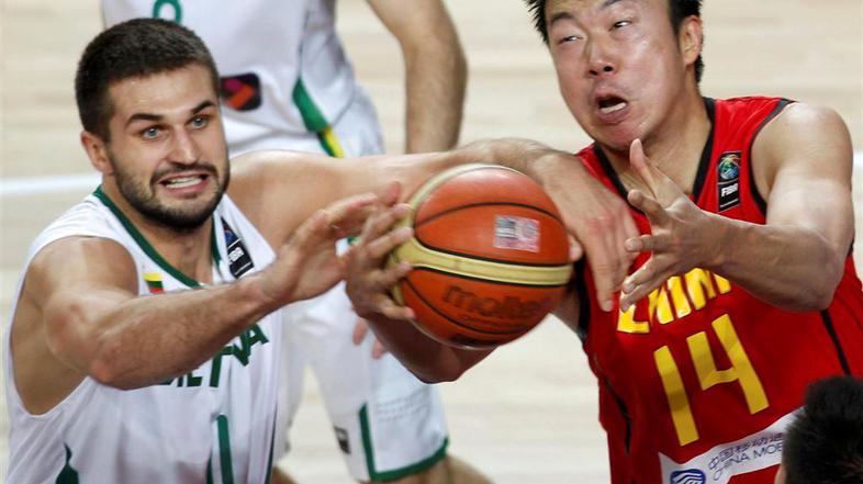 Linas Kleiza (levo) je odigral odlično tekmo. (Foto: Reuters)