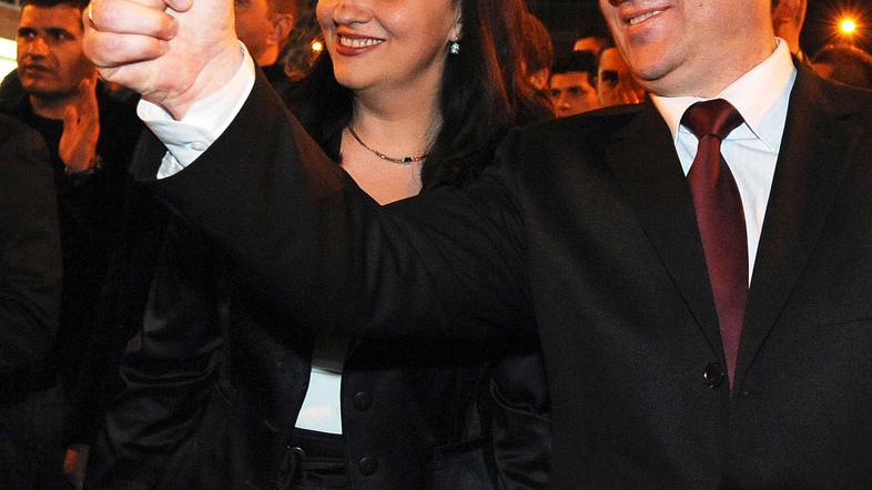 Novi makedonski predsednik Gjorge Ivanov je z ženo Sonjo v zgodnjih jutranjih ur
