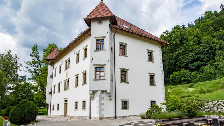 Dvorec Drnča Begunje