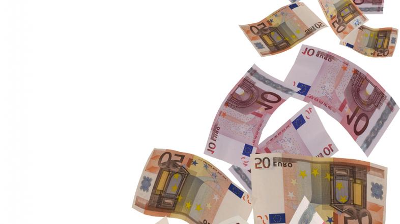 razno 05.09.11. evri, bankovci, denar, foto: shutterstock