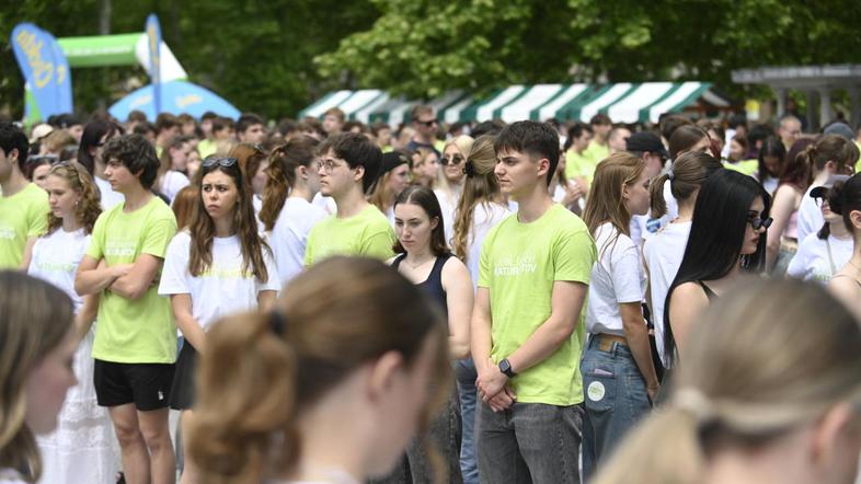 Minuta molka na maturantski paradi