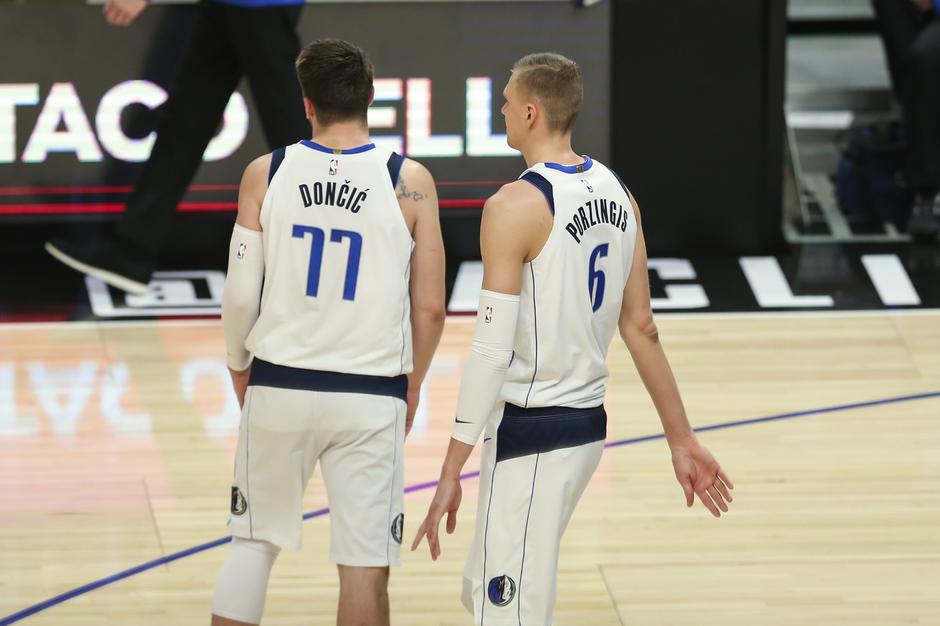 Luka Dončić in Kristaps Porzingis | Avtor: Profimedia