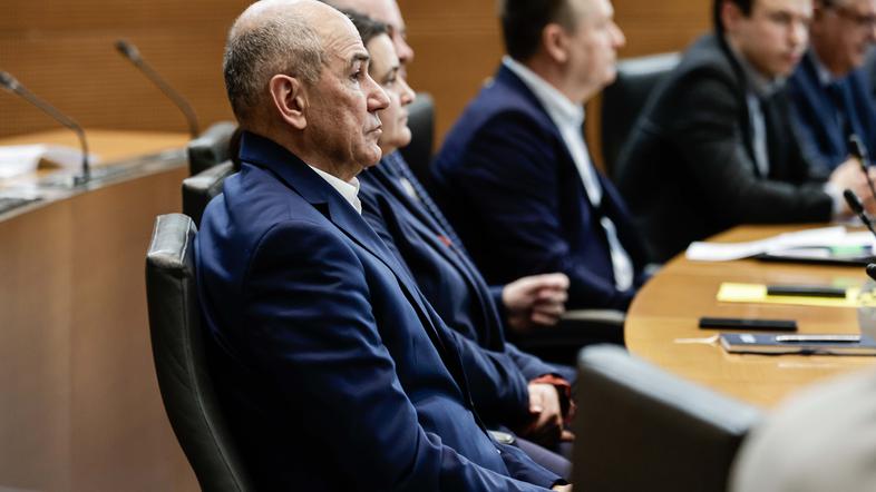 interpelacija Boštjan Poklukar, Janez Janša