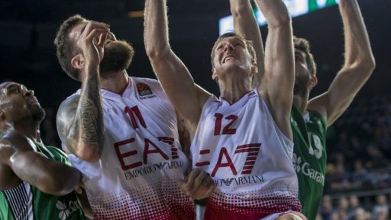 Zoran Dragić Darussafaka EA7 Milano