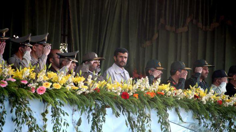 Iran bi po rezultatih računalniške simulacije že letos lahko proizvedel dovolj o