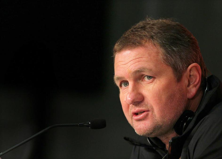 Matjaž Kek bo v finalu pesti sitskal za Nizozemsko. (Foto: EPA)