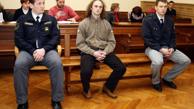 Dušanu Germiču so v preteklosti že popustili živci, saj je bil zaradi nasilja en