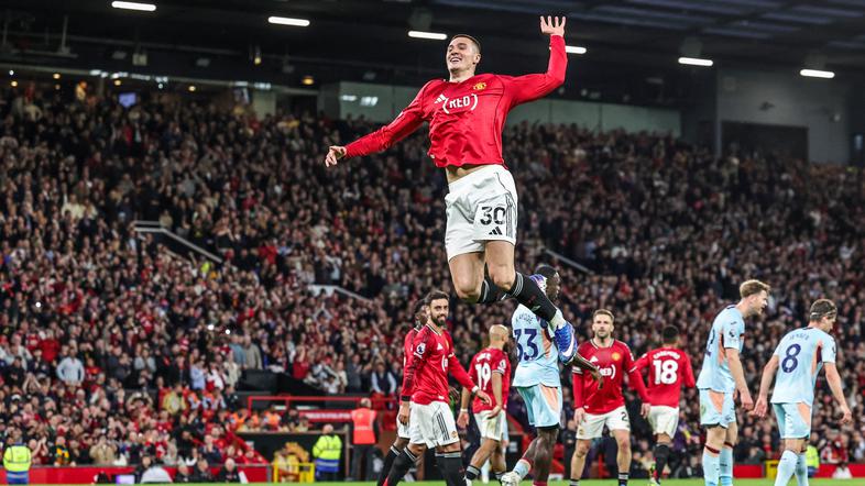 Benjamin Šeško Man Utd Brentford