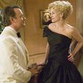 Tom Hanks in Julia Roberts igrata v filmu Charlie Wilson's War, ki je dobil pet 