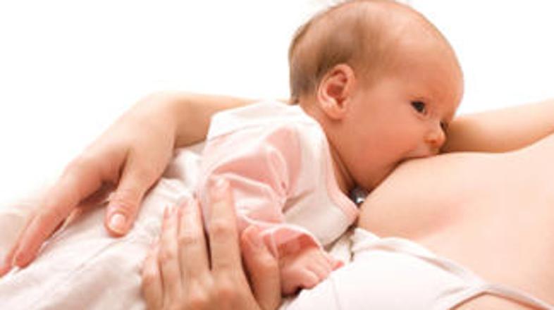 Zaradi razvoja mlečnih genov in dojenja človek ne leže jajc.